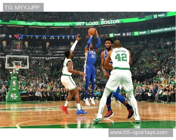 大洛佩斯表现低迷全场仅得1篮板正负值惨淡24令球队失望