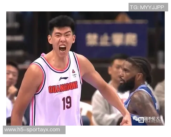 克洛尼上半场表现惊艳10投5中斩获16分2篮板2助攻1盖帽 克洛尼上半场表现惊艳10投5中斩获16分2篮板2助攻1盖帽